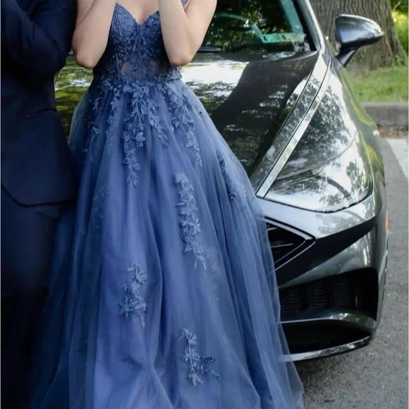 David's Bridal Navy Lace Prom Dress - Picture 3 of 3